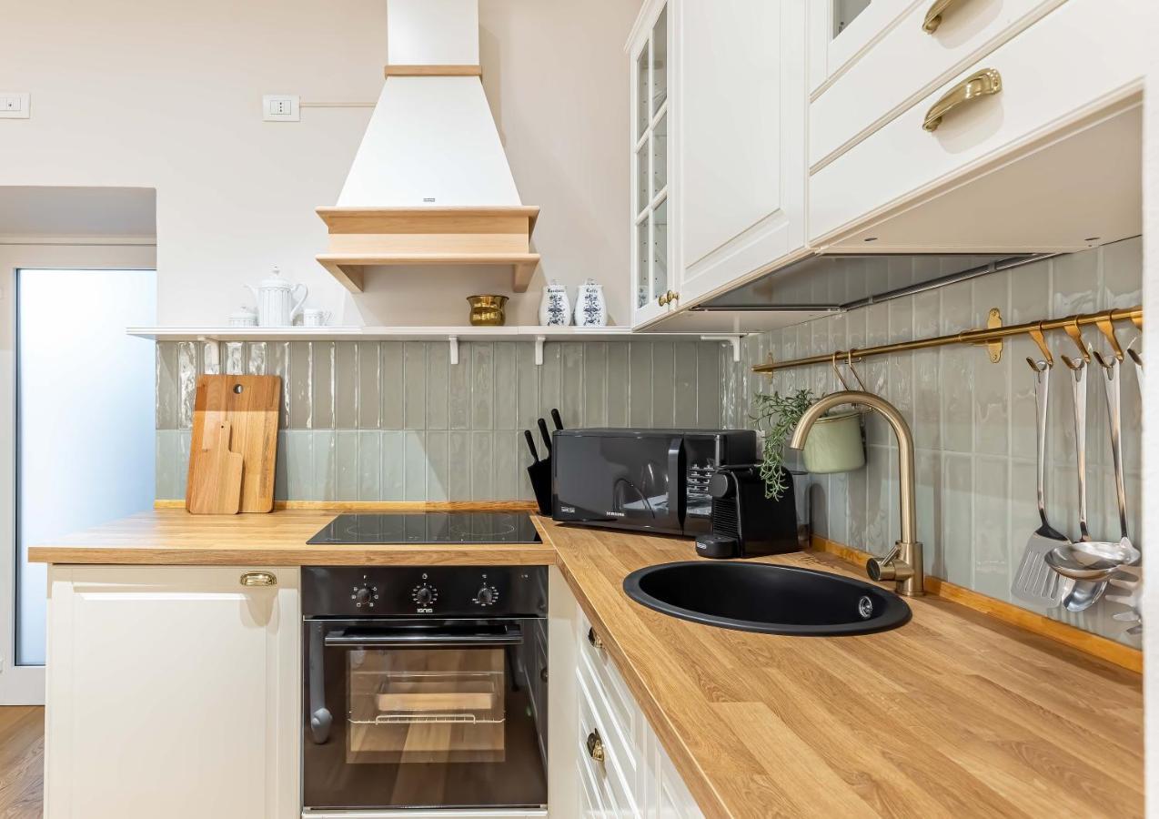 Casa Colonna Romantic Apartment Corso Di Porta Ticinese 밀라노 외부 사진