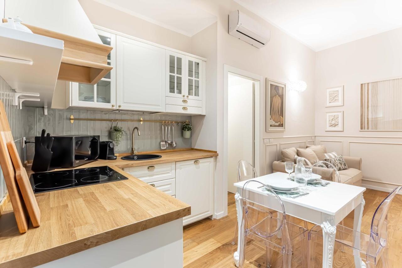 Casa Colonna Romantic Apartment Corso Di Porta Ticinese 밀라노 외부 사진