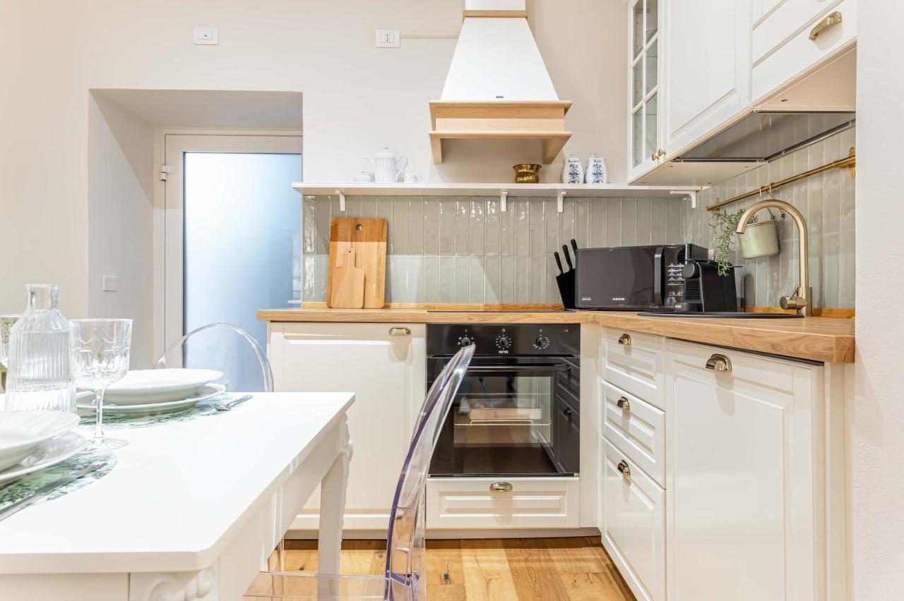 Casa Colonna Romantic Apartment Corso Di Porta Ticinese 밀라노 외부 사진