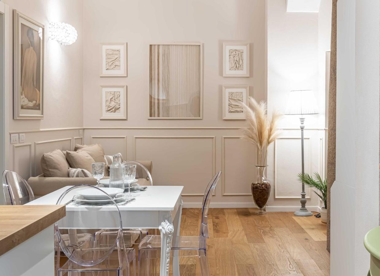 Casa Colonna Romantic Apartment Corso Di Porta Ticinese 밀라노 외부 사진