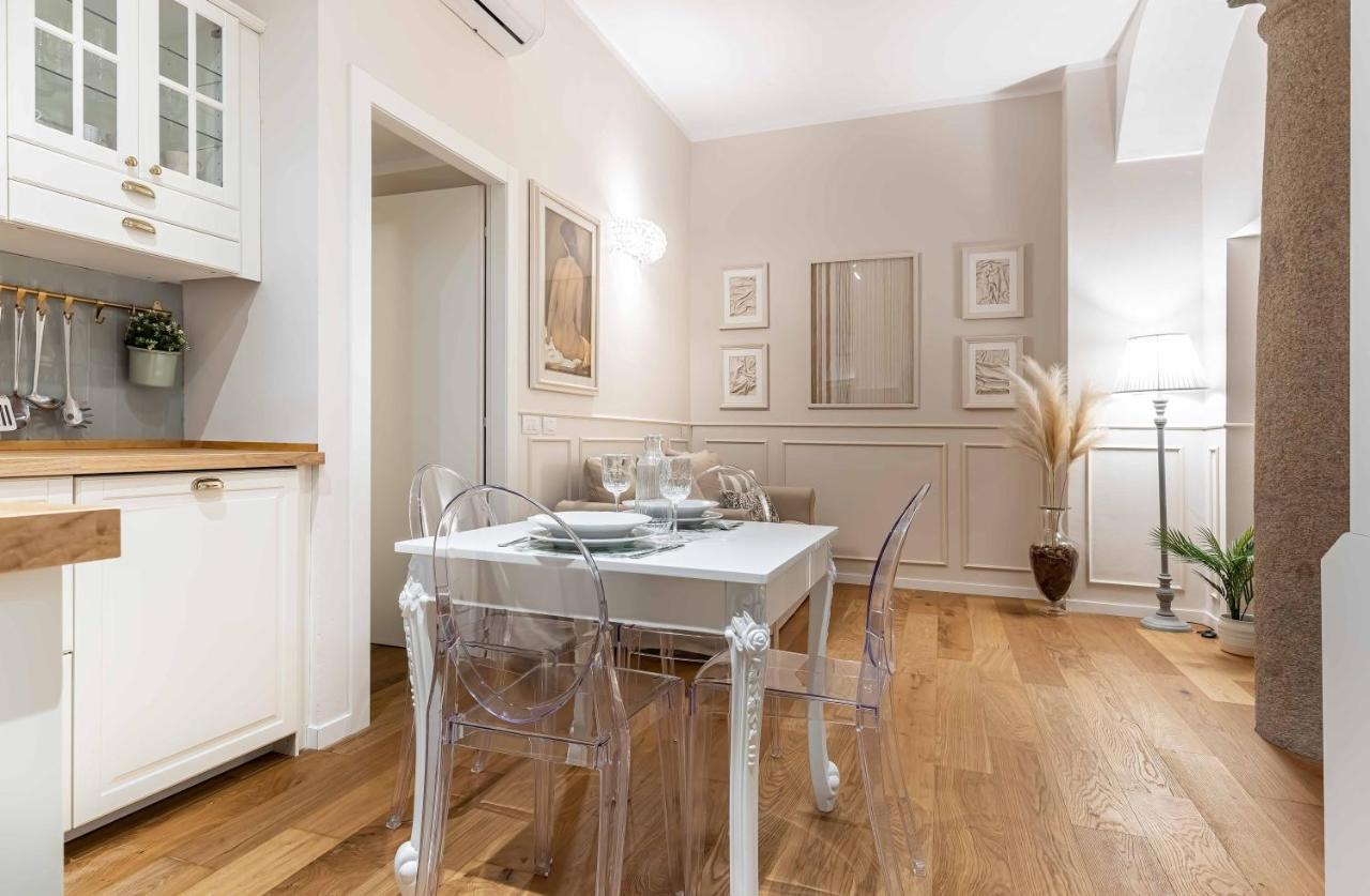 Casa Colonna Romantic Apartment Corso Di Porta Ticinese 밀라노 외부 사진